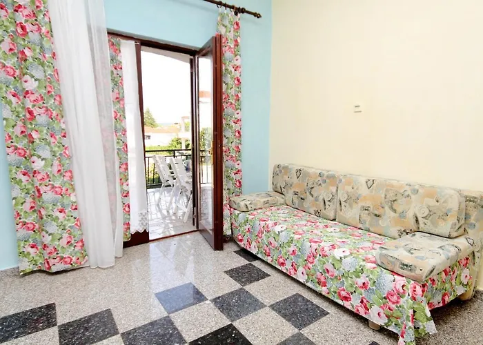Apartamento With A Parking Space Vantacici, Krk - 5386