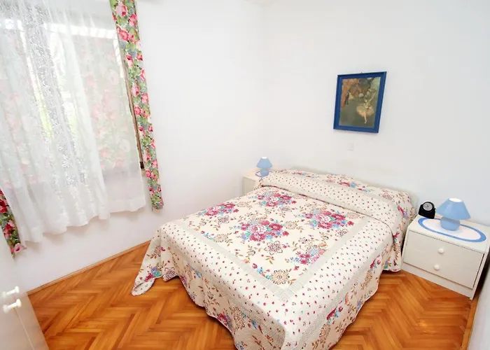 With A Parking Space Vantacici, Krk - 5386 Apartamento *