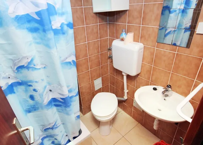 With A Parking Space Vantacici, Krk - 5386 Apartment Malinska