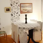 Apartman With A Parking Space Vantacici, Krk - 5386 Malinska